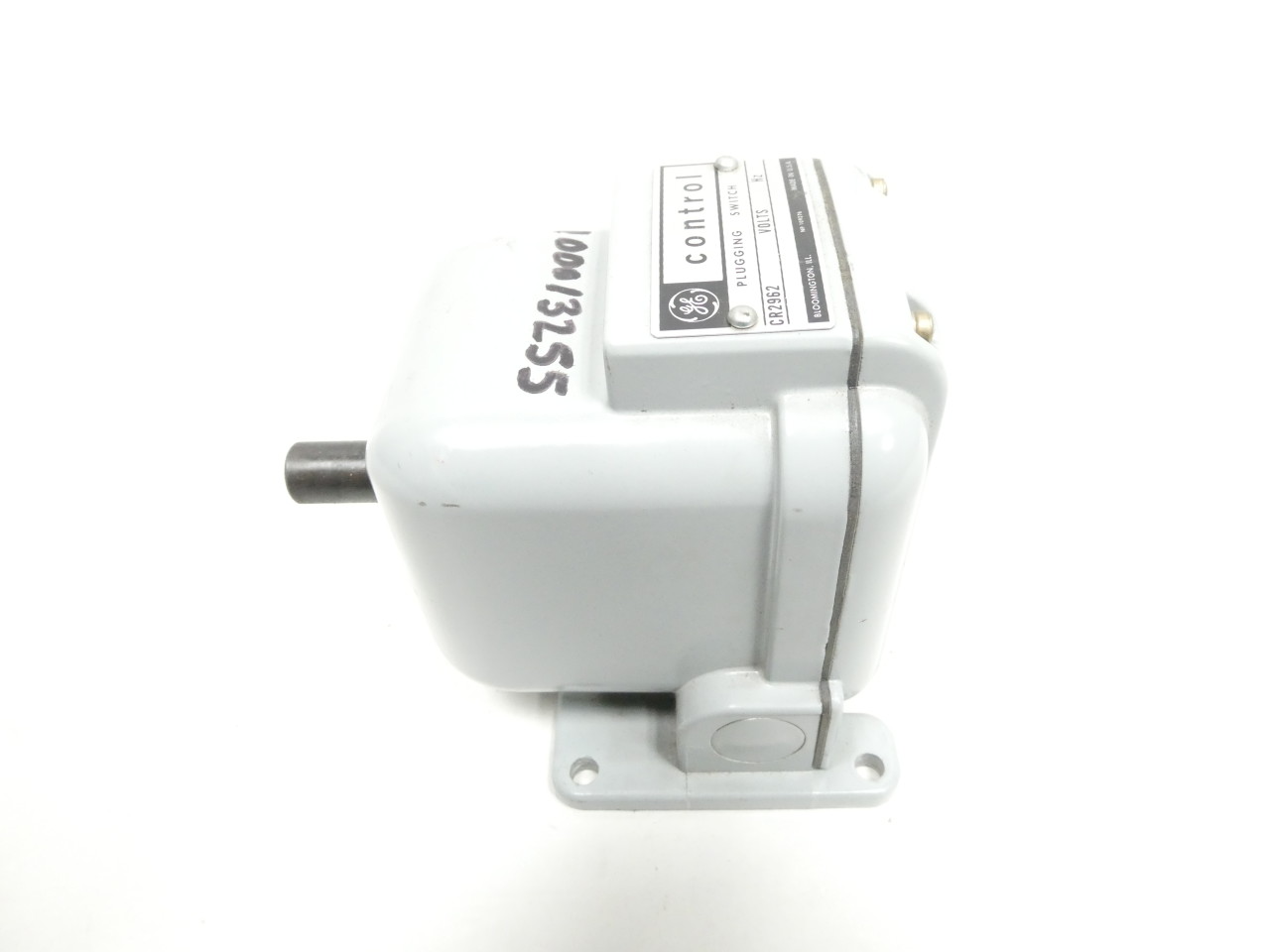 GE IC693CPU321RR Series 90-30 Controllers - Image 2