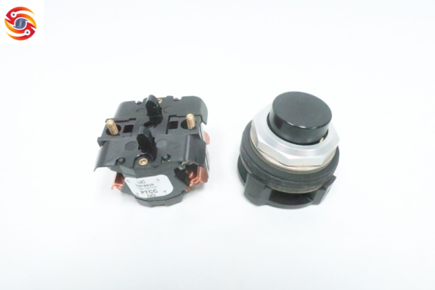 GE IC693ACC300 Input Simulator Module	Precision Control in Industrial Automation - Image 2