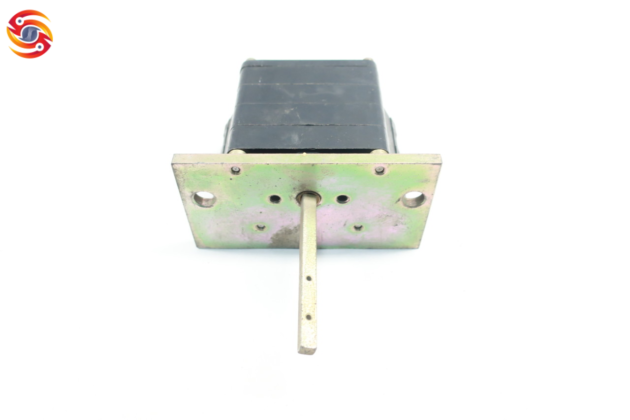 GE IC697BEM731 Genius Bus I/O Bus Controller Module - Image 2