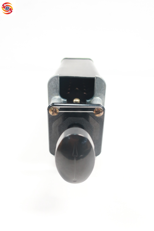 GE IC676PBO082 Output Module	Advanced Control Solution for Industrial Automation - Image 2