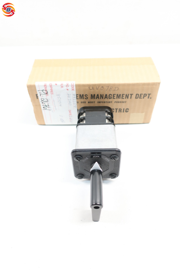 GE IC687BEM742 Control Module - Image 2