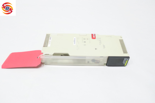 Schneider OsiSense XCC 3510PV84FBN Precision Color Sensor, Industrial Control Module - Image 2