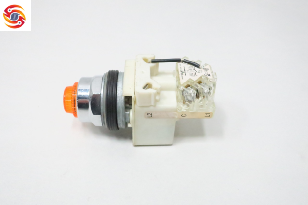 Schneider Electric TSXWMY100 Ethernet TCP/IP Module Industrial Control Module - Image 2
